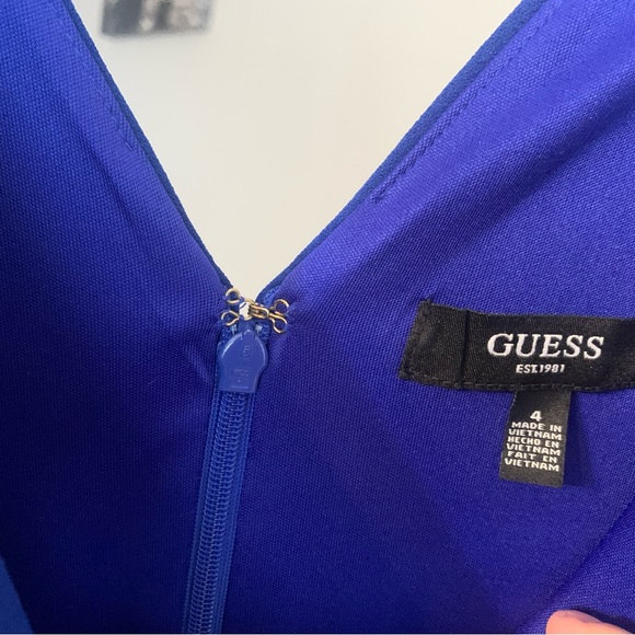 Guess dress small size 4 cobalt royal blue v neck cobalt asymmetrical mini - Picture 4 of 12